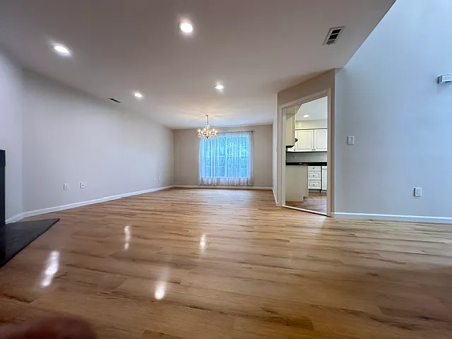 1701 Buckingham Cir — Photo 4