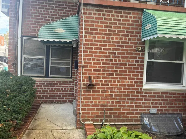 2615 Brown Street image 1 of 2
