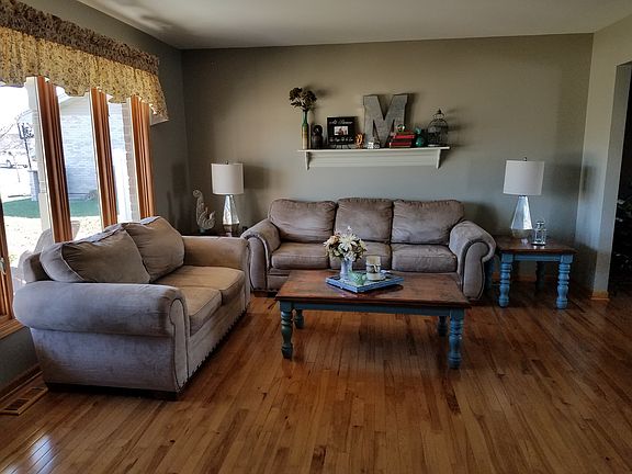 2nd image of 19814 Silverside Dr