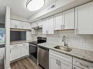 Beacon Pointe Apartments and Townhomes, Sparrows Pt, MD 21219