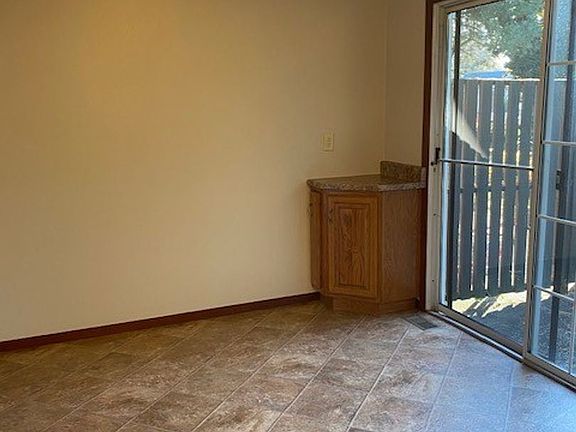 5th image of 1800 Muny Vista Ct #B