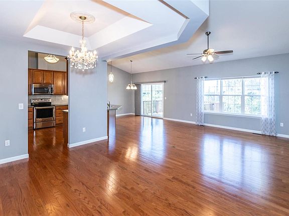 4th image of 5254 Hollow Wood Ct