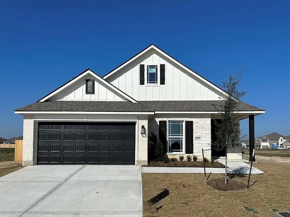 1227 Patriot Dr, College Station, TX 77845