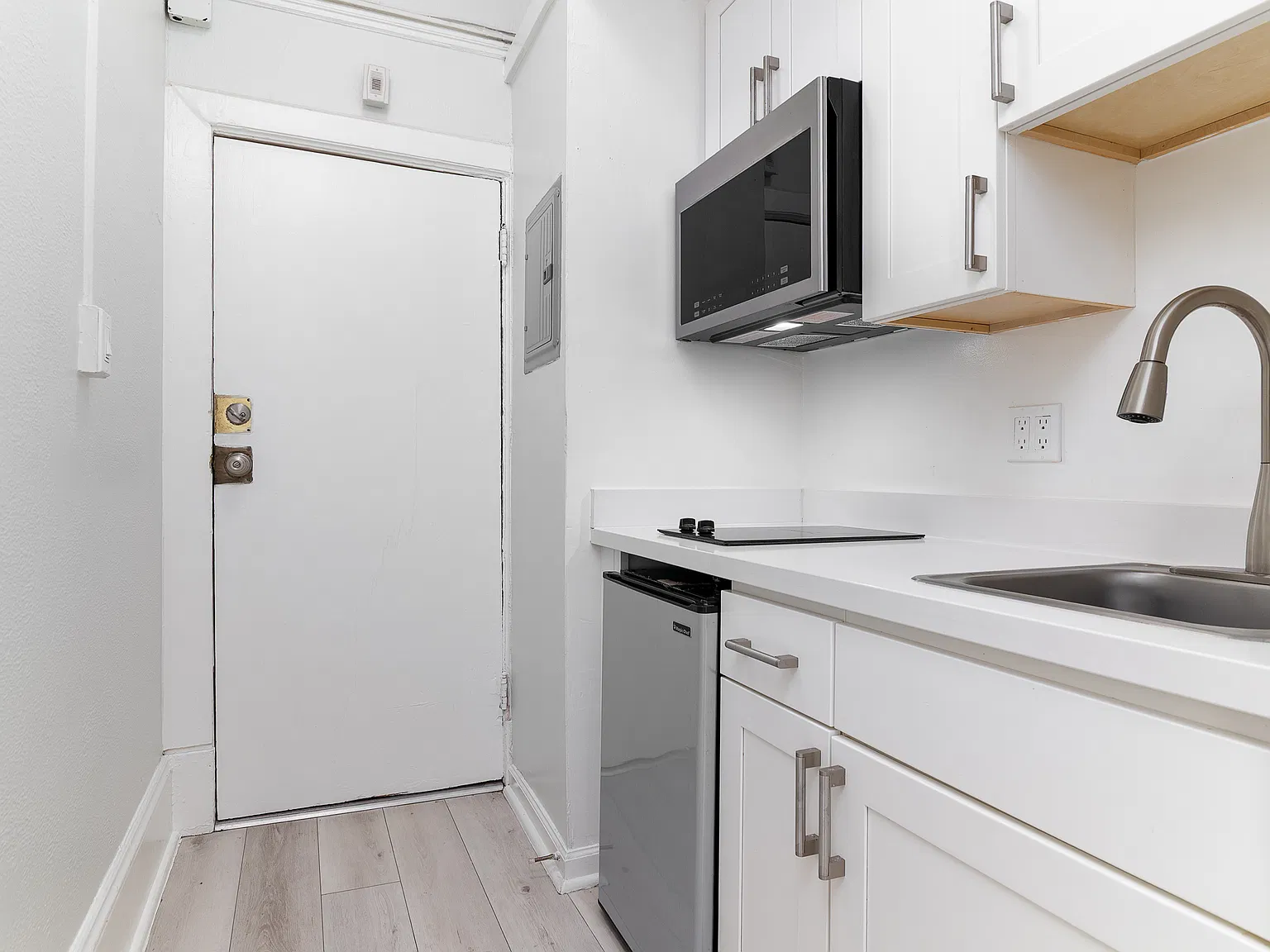 Peralta Apartments | Oakland Living Near Lake Merritt 184 13th Street, Oakland — Photo 2
