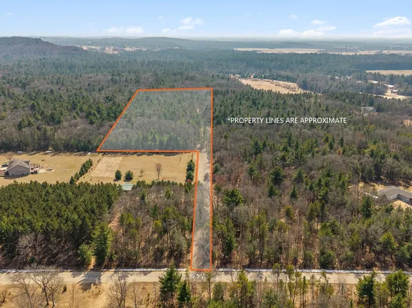 L10 Gillette Ave, Wisconsin Dells, WI 53965