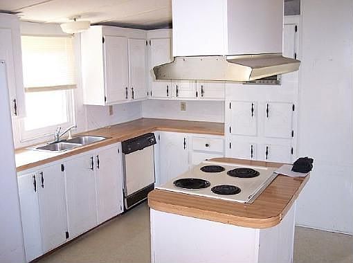 2nd image of 6528 Cleburne Blvd