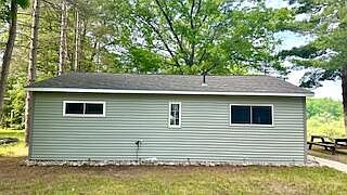 5th image of 18560 Keckler Dr