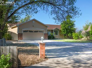 1505 Mount View Ln, Colorado Springs, CO 80907