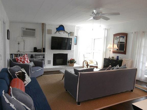 3rd image of 54 Beachwold Seaview