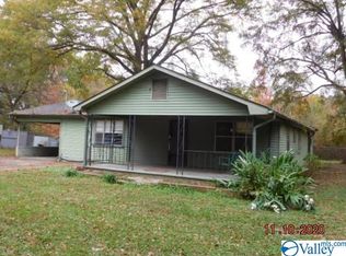 122 Hood Rd, Rainbow City, AL 35906