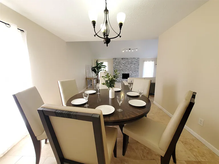 2810 Arrowhead Dr — Photo 9