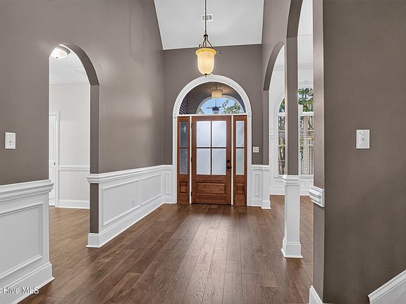 5th image of 4036 Dewaal Street