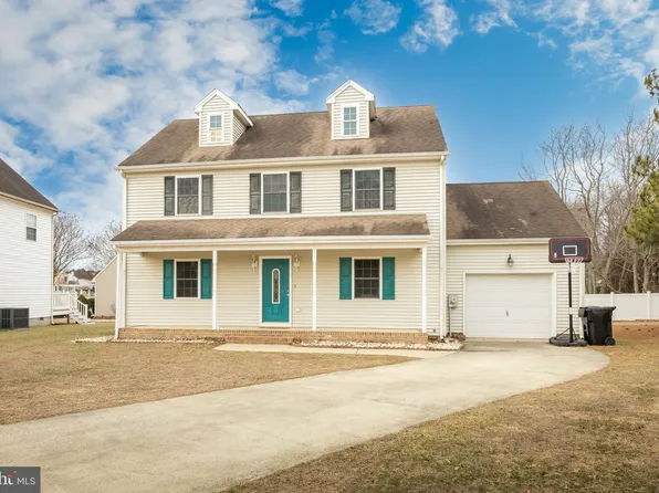 1407 Chateau Dr, Salisbury, MD 21801