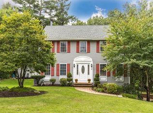 2 Sachem St, North Reading, MA 01864