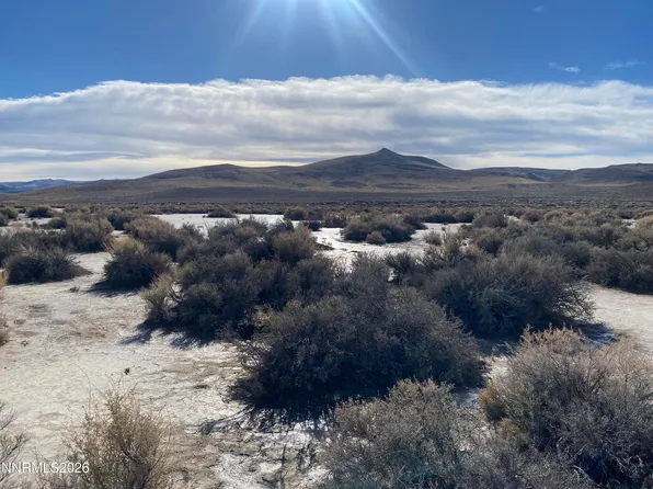0 Break A Heart Rd SW, Silver Springs, NV 89429