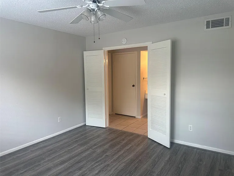 2120 El Paseo St #1301 — Photo 16