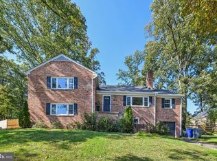 3500 Woodside Rd, Alexandria, VA 22310