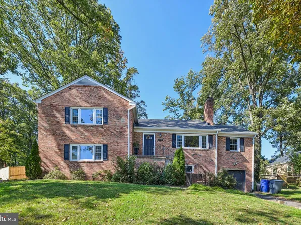 3500 Woodside Rd, Alexandria, VA 22310