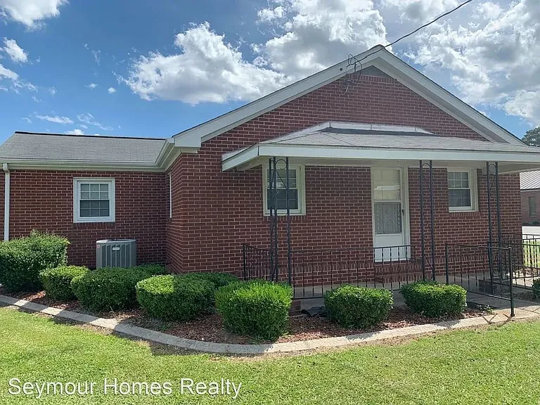 769 Rosewood Rd — Photo 5
