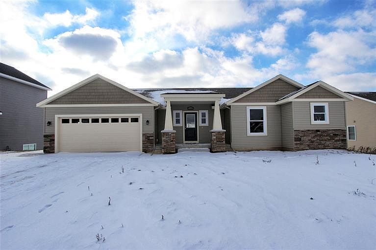 1st image of 1690 Silverbow St SE