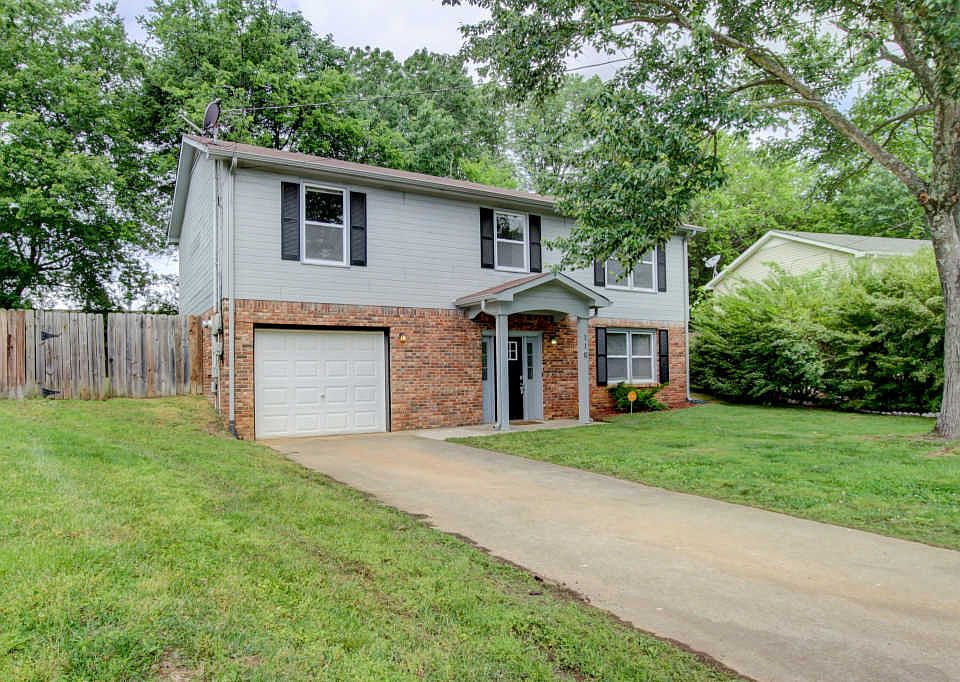 1st image of 110 Cunningham Pl