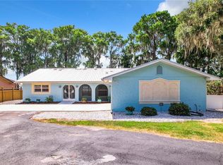 504 Lakeshore Dr, Eustis, FL 32726