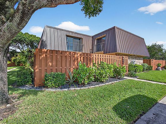 3rd image of 5680 SE Windsong Ln #345