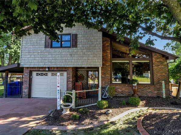 171 Greenwood Ave, West Seneca, NY 14218