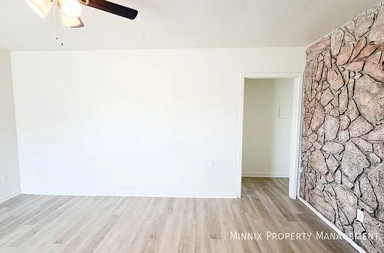 3417 Avenue S #B — Photo 6