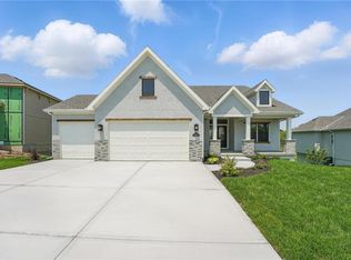 1518 NW 106th Ter, Kansas City, MO 64155