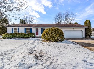 263 Klarer Hinnel Dr, Gaylord, MI 49735