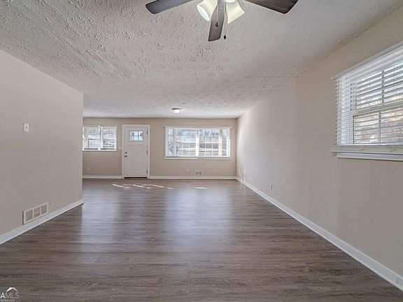 3rd image of 491 Elbridge Dr NW