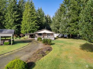 82 Walker Rd, Hoquiam, WA 98550