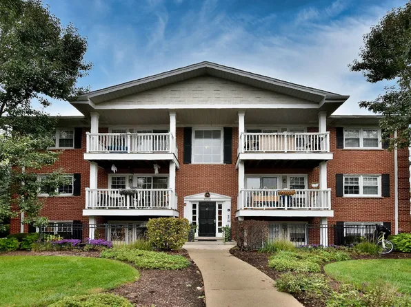 0S600 Old York Rd APT 101, Elmhurst, IL 60126