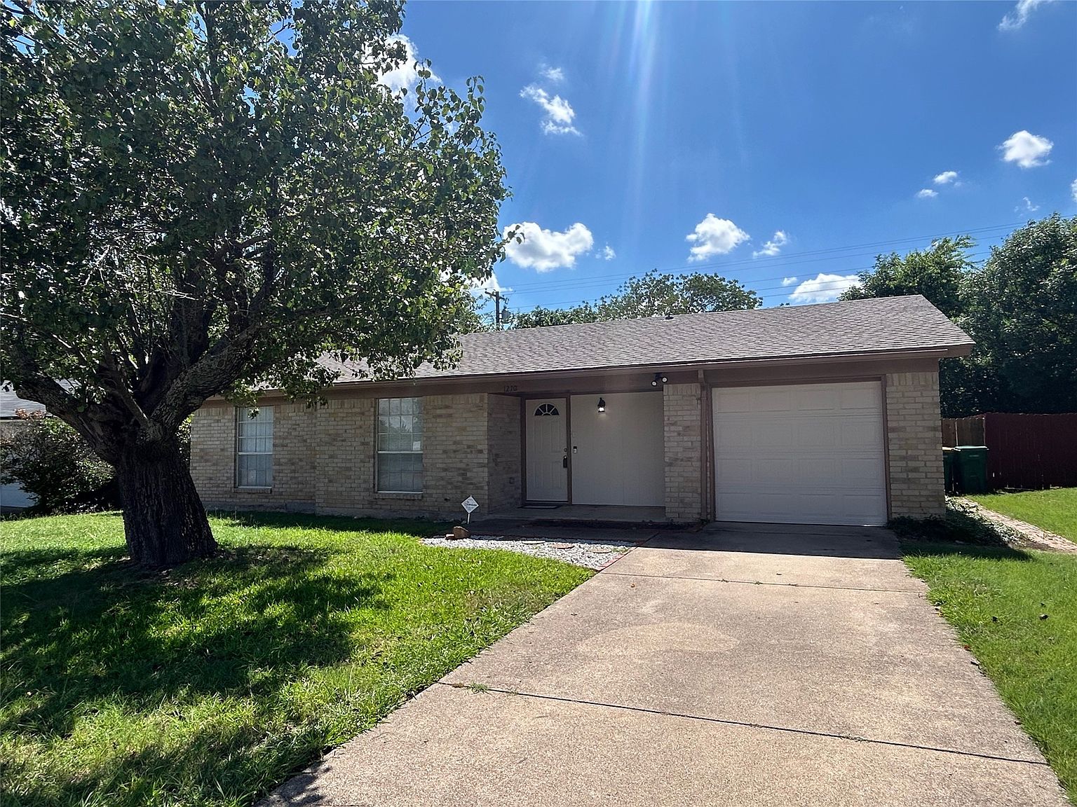A*I様 House on the Hill Checker 1210 Clark Rd, Cedar Hill, TX 75104 | Zillow