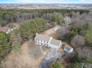 W311S6160 Hunters Xing, Mukwonago, WI 53149