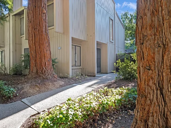 26 Adelphi Ct, Sacramento, CA 95825