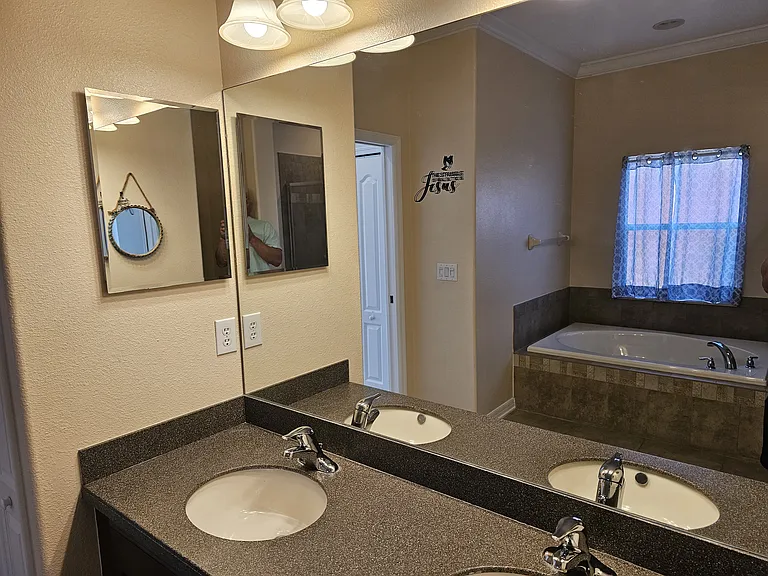 11512 Pennsville Ct — Photo 47