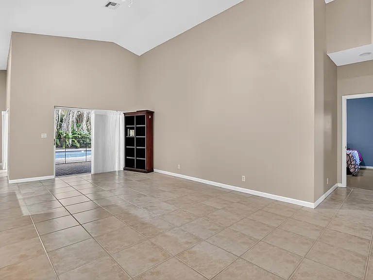 3511 NW 4th Ave — Photo 21