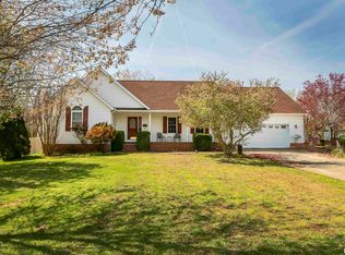 1209 Murraywood Ln, Carterville, IL 62918