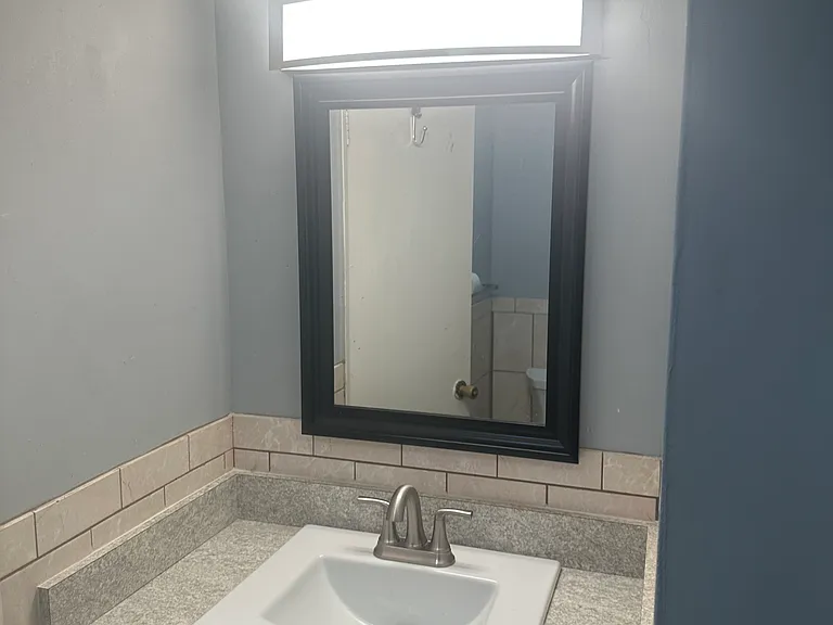 207 Burgundy Hill Ln — Photo 3