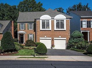 3734 Center Way, Fairfax, VA 22033