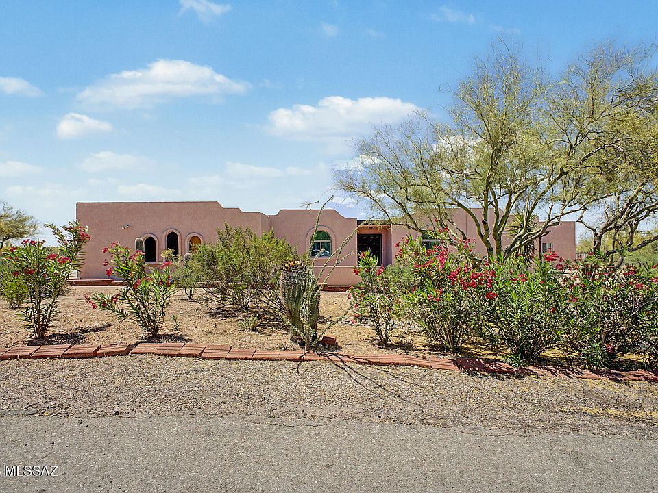 1st image of 701 E Via Entrada