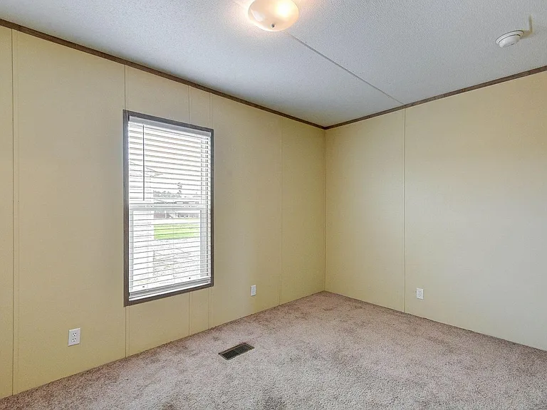 2245 Ben Blvd — Photo 9