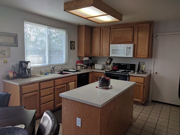 4th image of 9547 Dominion Wood Ln