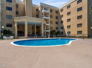 1130 Beach Blvd APT 307, Biloxi, MS 39530