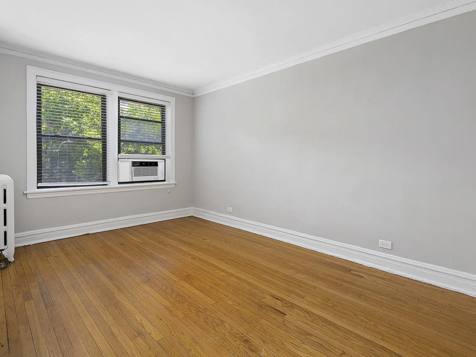 Reside at 849 — Photo 3