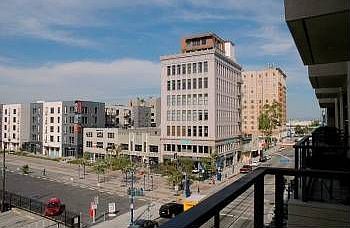 4th image of 133 Promenade N Unit 433