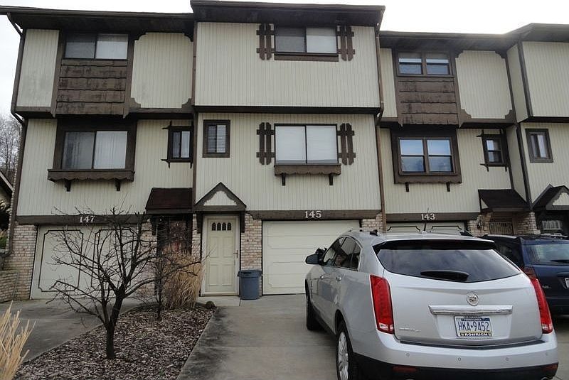 1st image of 145 Palomino Dr
