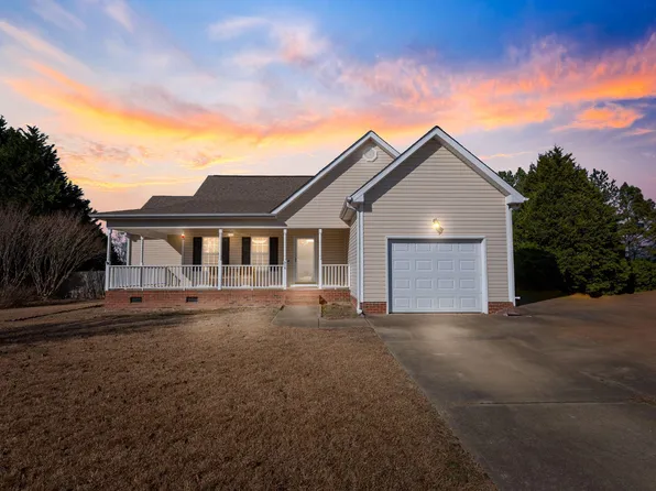 315 Jared Dr, Fuquay Varina, NC 27526